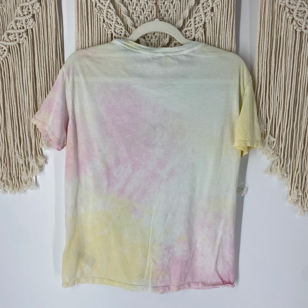 Guess Embroidered Logo Tie Dye T-Shirt Crew Neck - Picture 6 of 6
